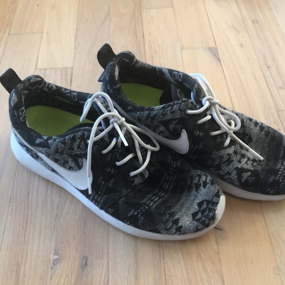 NikeID Pendleton Roshes